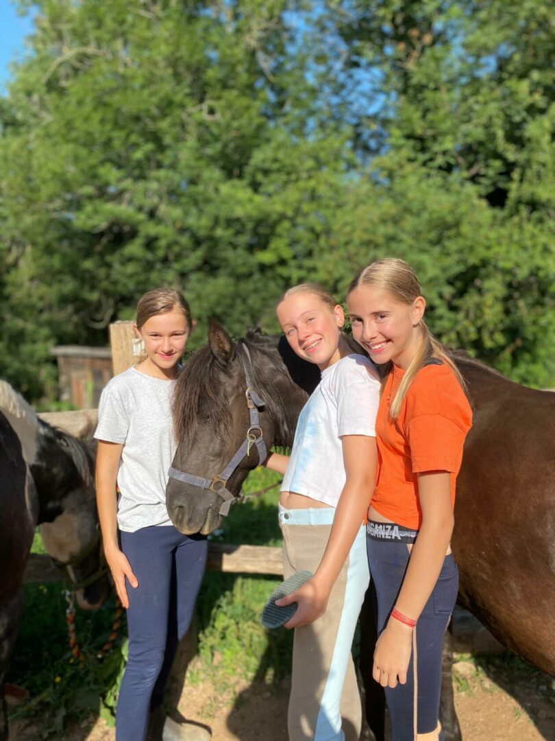 équitation; colonies de vacances